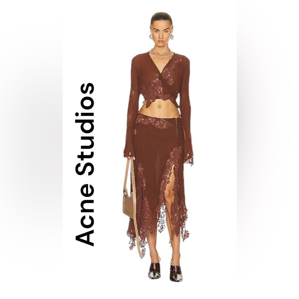 NWT Acne Studios Lightweight georgette fabric with floral embroidery Size 12(42)